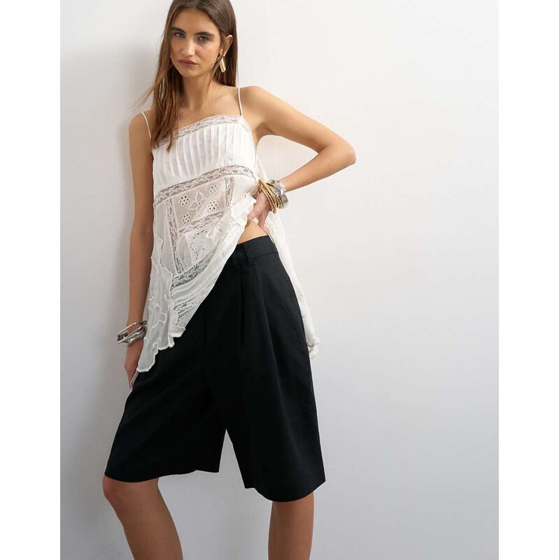 Topshop linen bermuda short in black