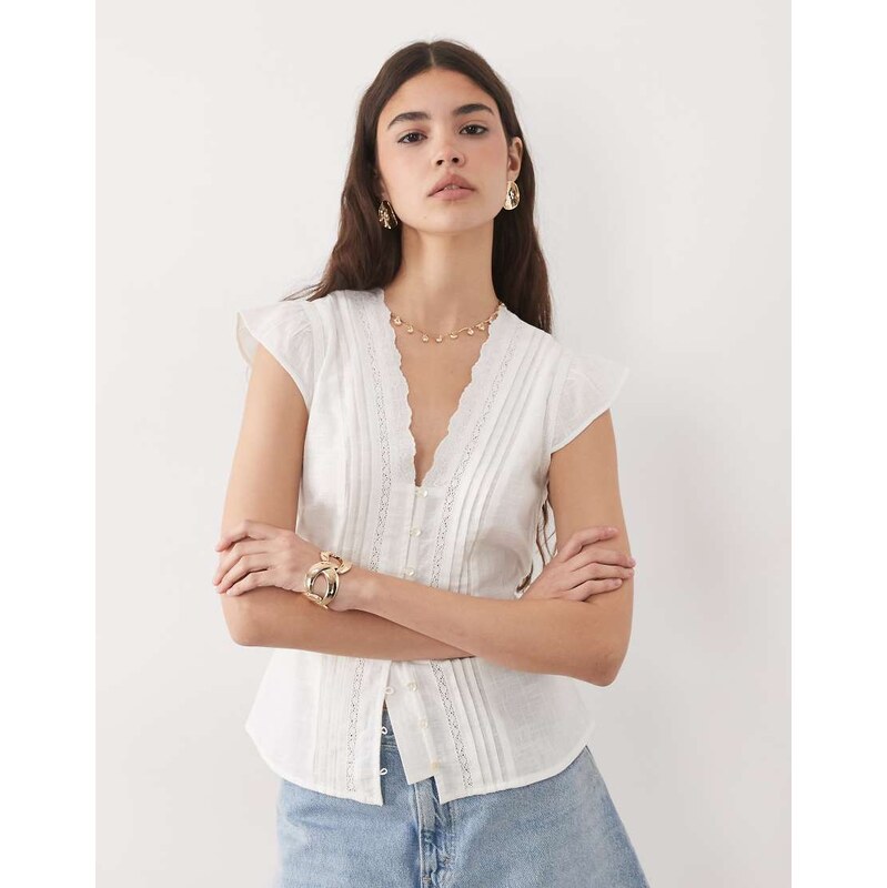 New Look lace tie detail tea top in white