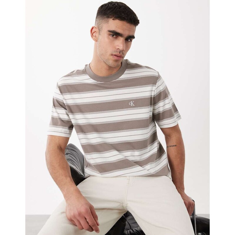 Calvin Klein Jeans t-shirt in beige and white stripe-Neutral
