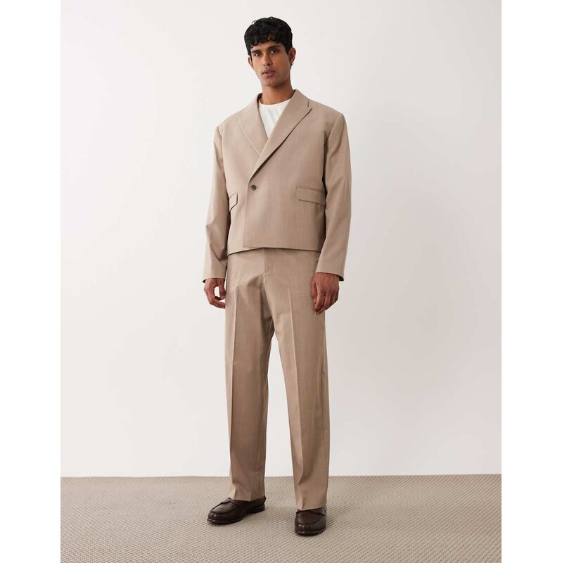 ASOS DESIGN wide suit trouser in camel-Neutral