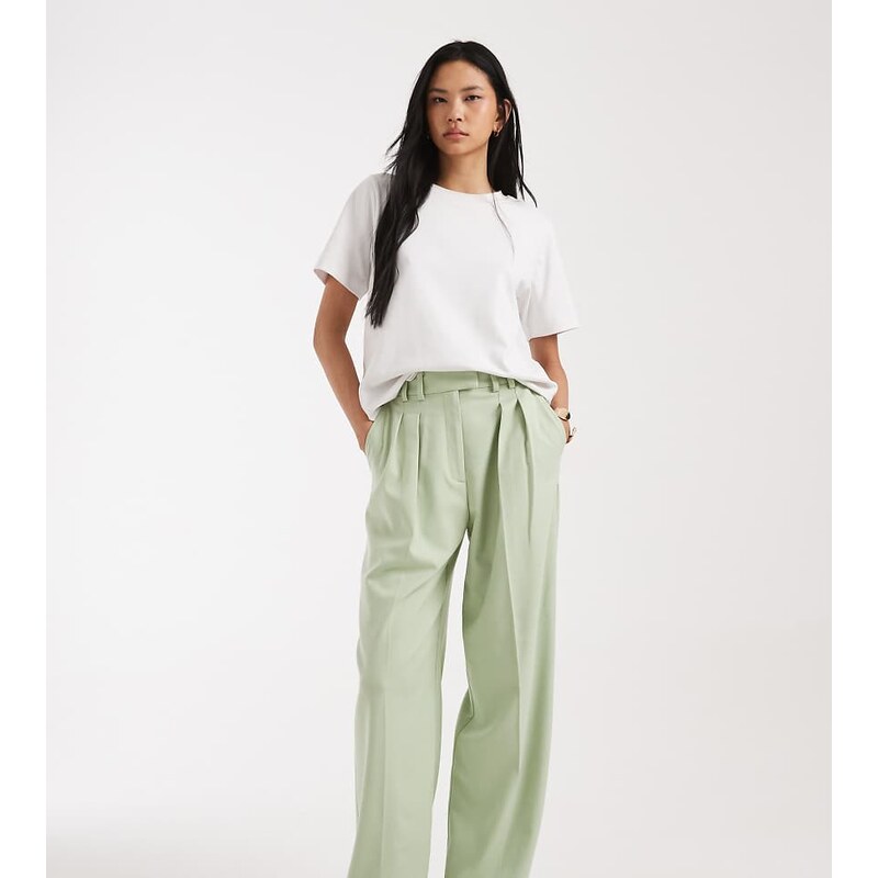ASOS DESIGN Tall tailored wide leg trousers with pleat detail in