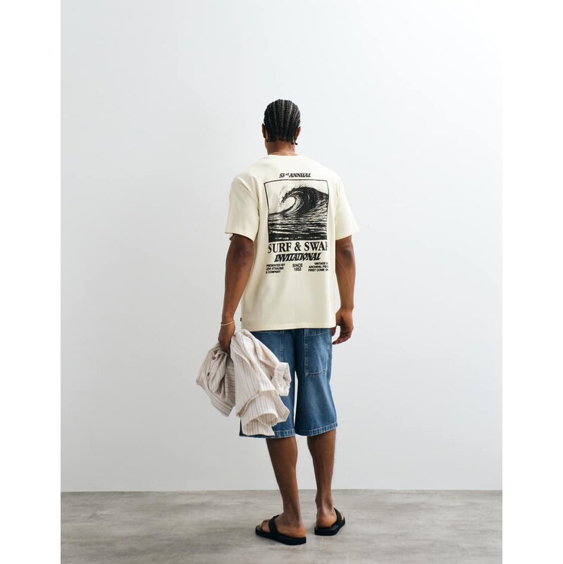 Levis back print t-shirt in cream-Neutral