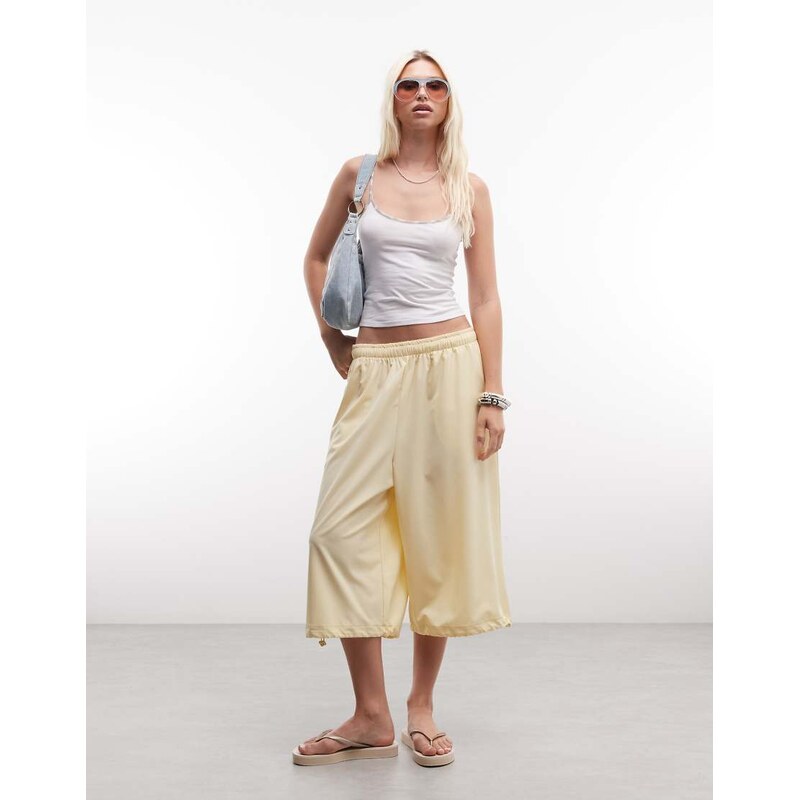 COLLUSION 3/4 nylon capri in buttermilk-Yellow