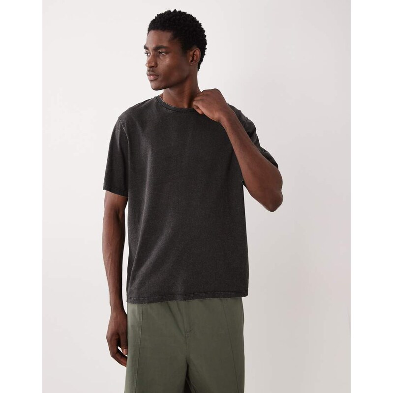 JJ Rebel oversized washed t-shirt in black