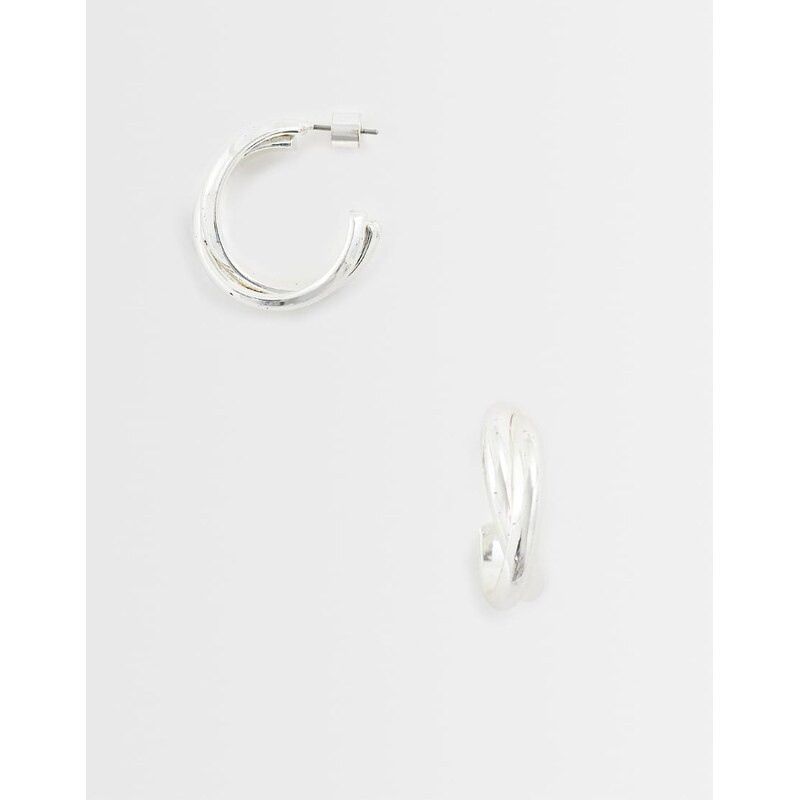 Mango cross over stud earring in silver