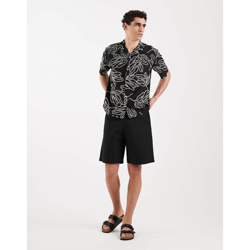 Redefined Rebel Fox loose fit shorts in black