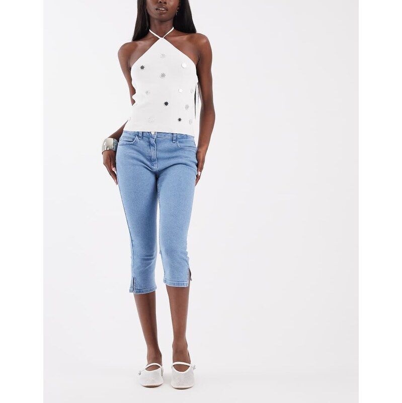 ASOS DESIGN capri jeans in bleach wash-Blue