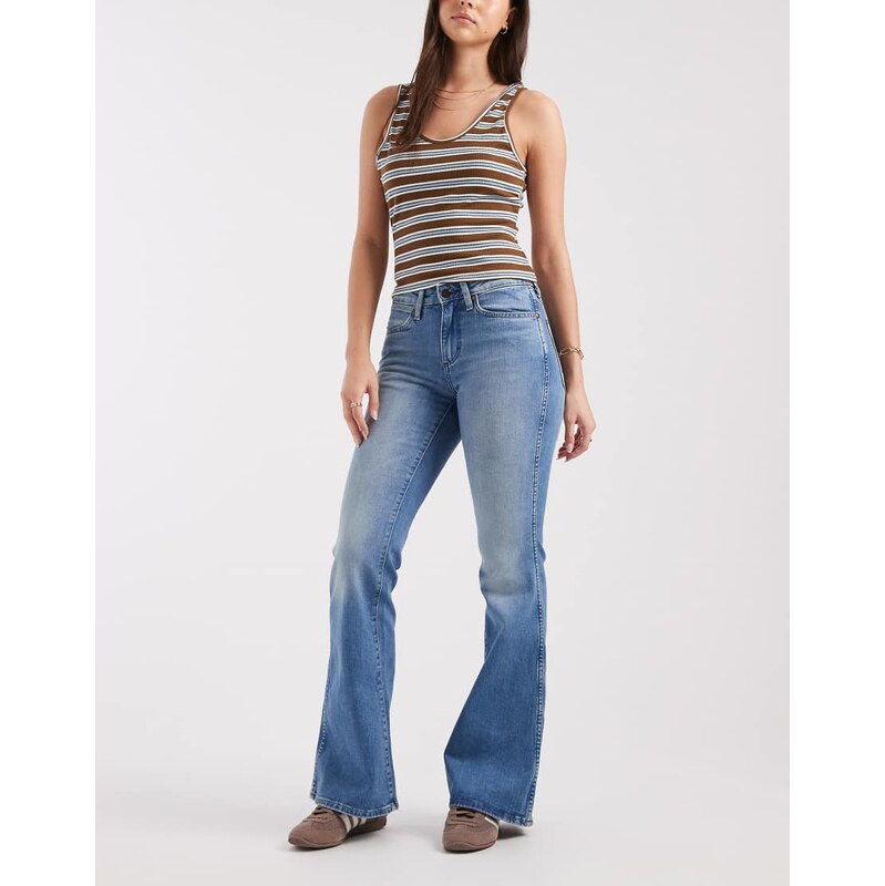 Wrangler Montana flared jeans in mid wash-Blue