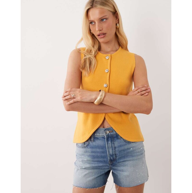 Brave Soul compact knit waistcoat with contrast buttons in