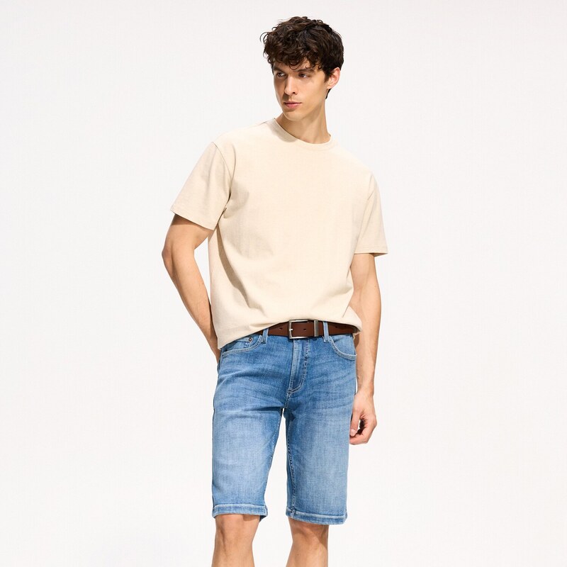 Reserved - Džínové šortky slim fit - modrá