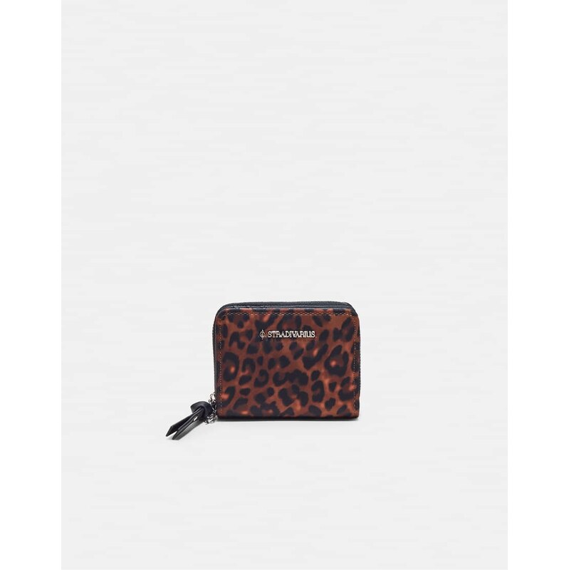 Stradivarius Leopard print card holder purse in brown