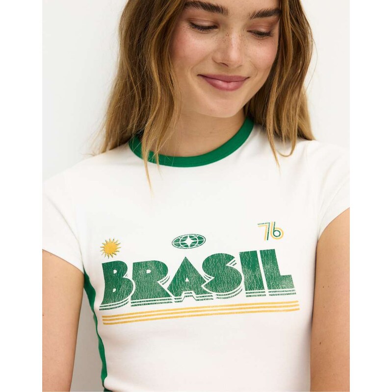 Stradivarius Contrast neck t-shirt with slogan in green