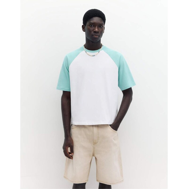 Pull&Bear Raglan sleeve t-shirt in white