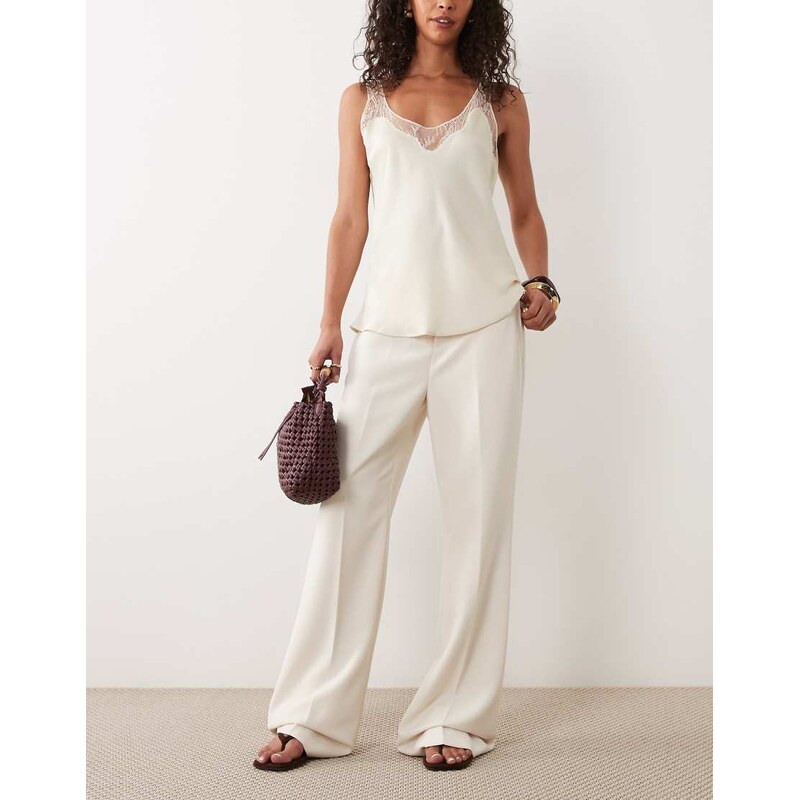 Lauren by Ralph Lauren straight leg trousers in cream-White