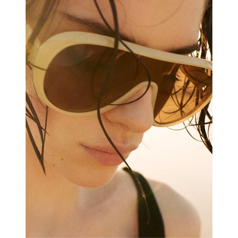 Pull&Bear Resin aviator sunglasses in yellow