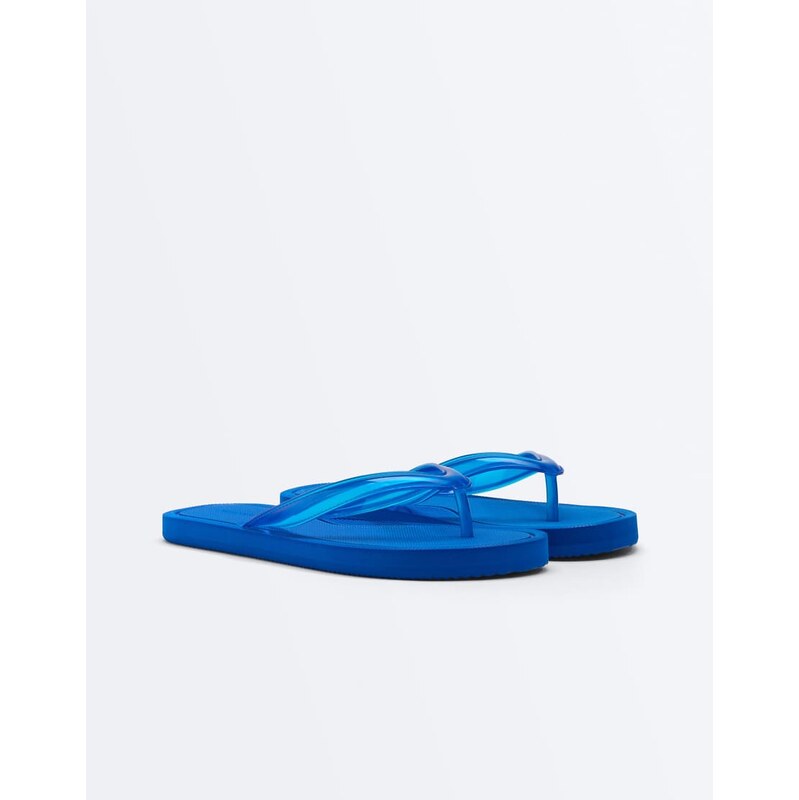 OYSHO Textured beach sandals in blue