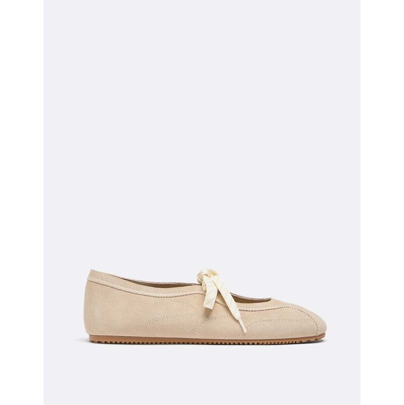 Stradivarius Leather bow sneakerinas in beige-Neutral