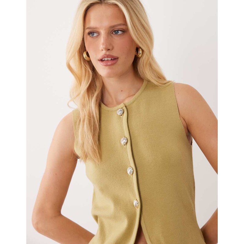 Brave Soul compact knit waistcoat with contrast buttons in