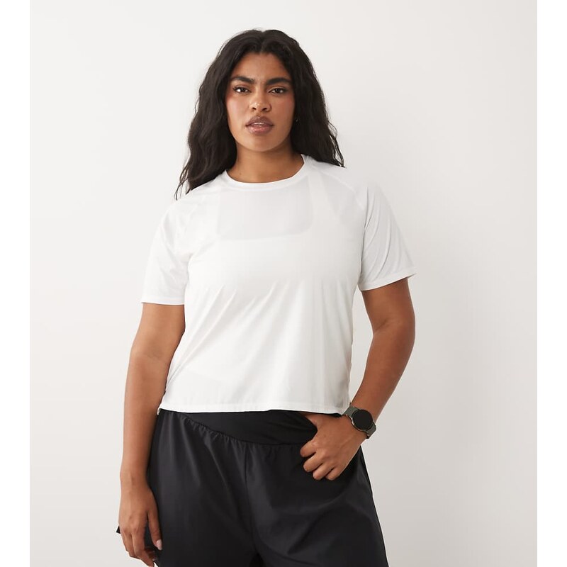 4505 Curve nylon performance mesh quick dry running t-shirt in