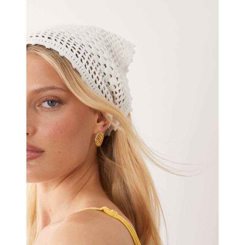 ARKET pure cotton multi use crochet triangle scarf in white