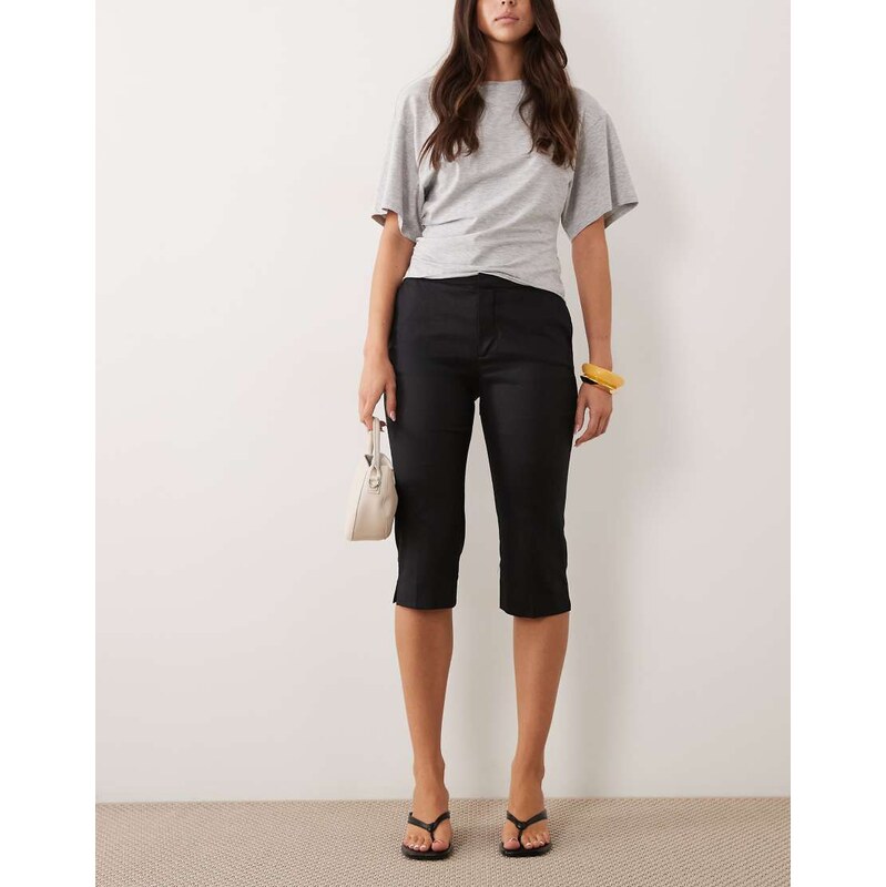 Mango capri pants in black