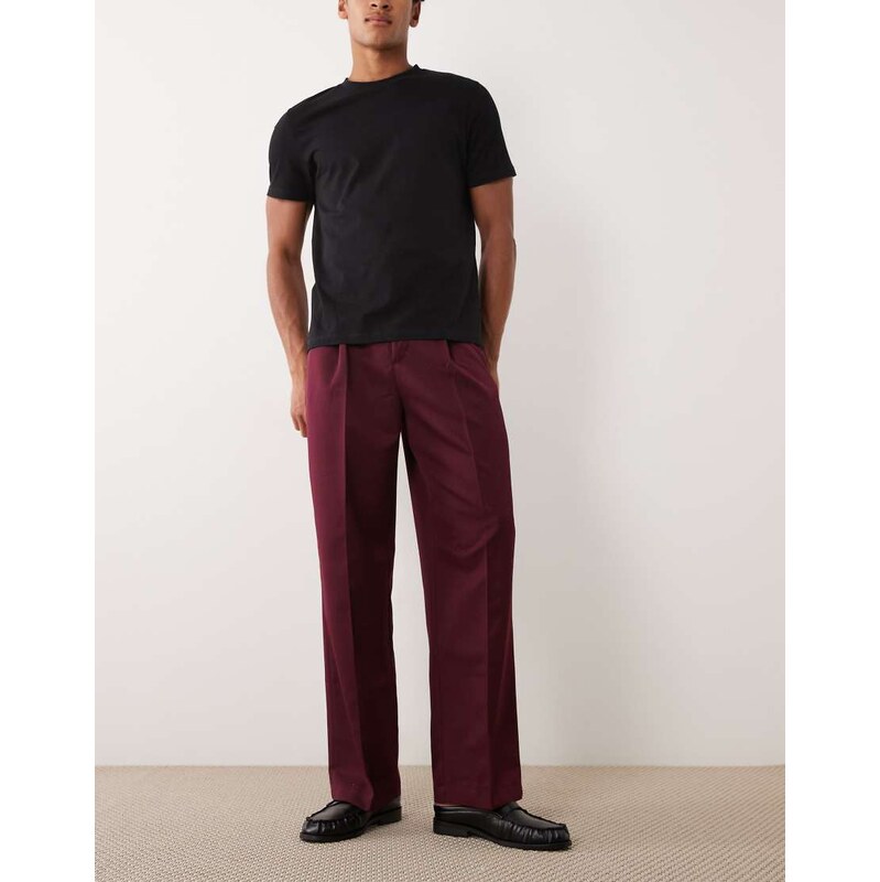 ASOS DESIGN smart pleated wide leg trousers in burgundy-Red