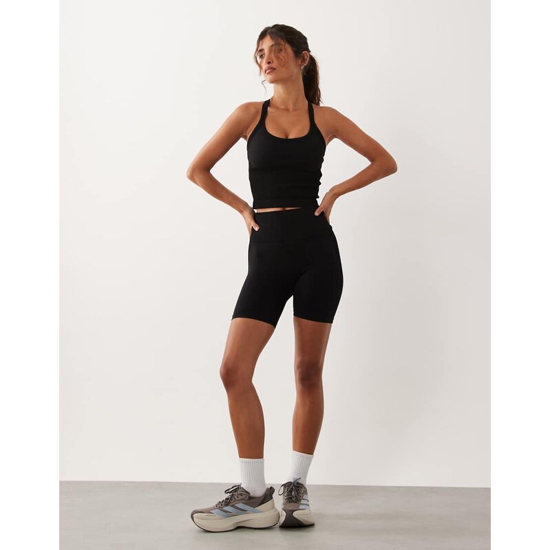 4505 sculpting seamless 5 inch high waist booty short in black