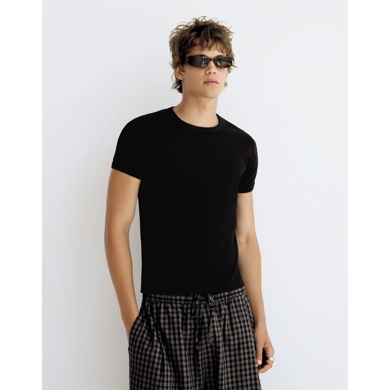 Bershka Slim fit ribbed t-shirt in black
