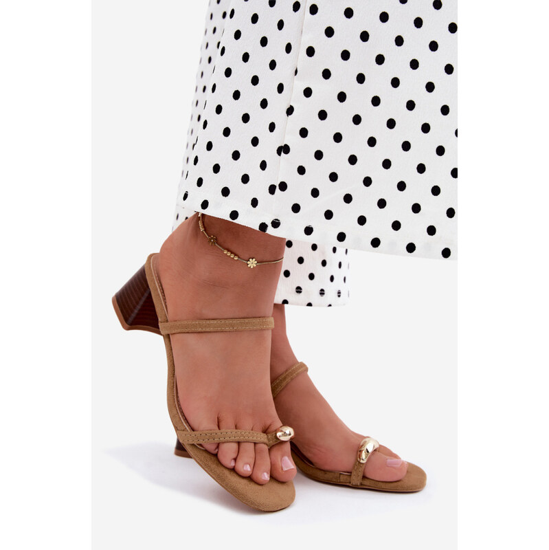 Klapky na podpatku model 228795 Step in style