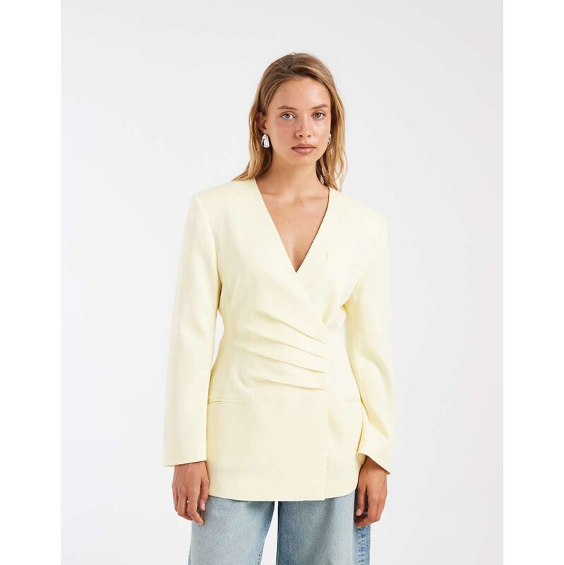 ASOS DESIGN pleat waist blazer in buttermilk-Yellow