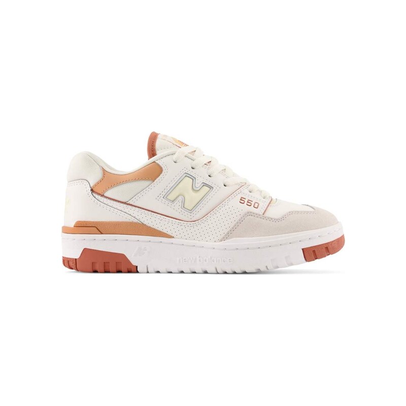 New Balance 550 trainers in beige and tan-Neutral