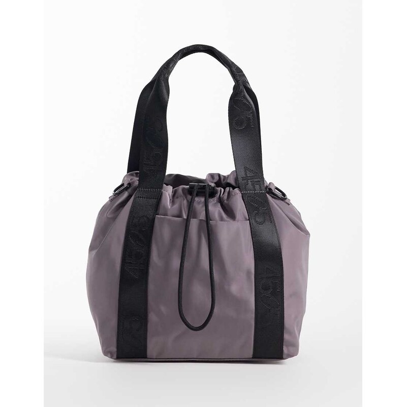 4505 woven adjustable drawstring bucket bag with external pocket