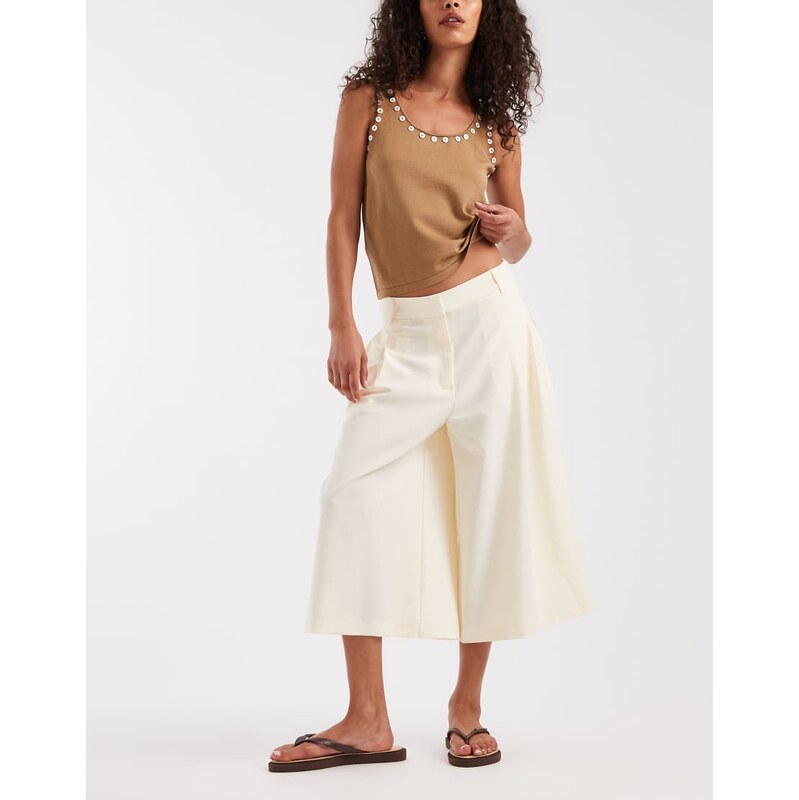 ASOS DESIGN Tailored high waist culotte trousers in cream-Brown