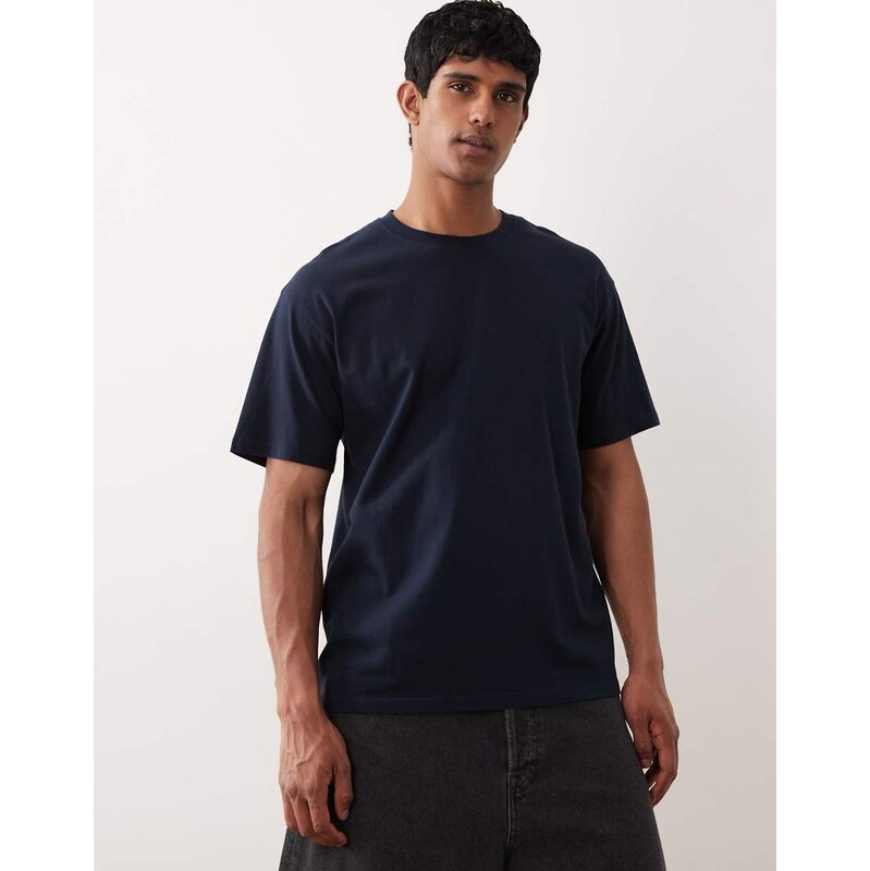 Jack & Jones essentials t-shirt in navy