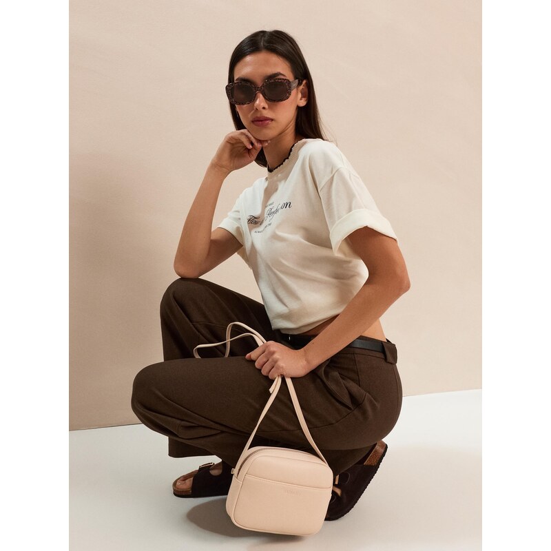 Sinsay - Crossbody taška z imitace kůže - béžová
