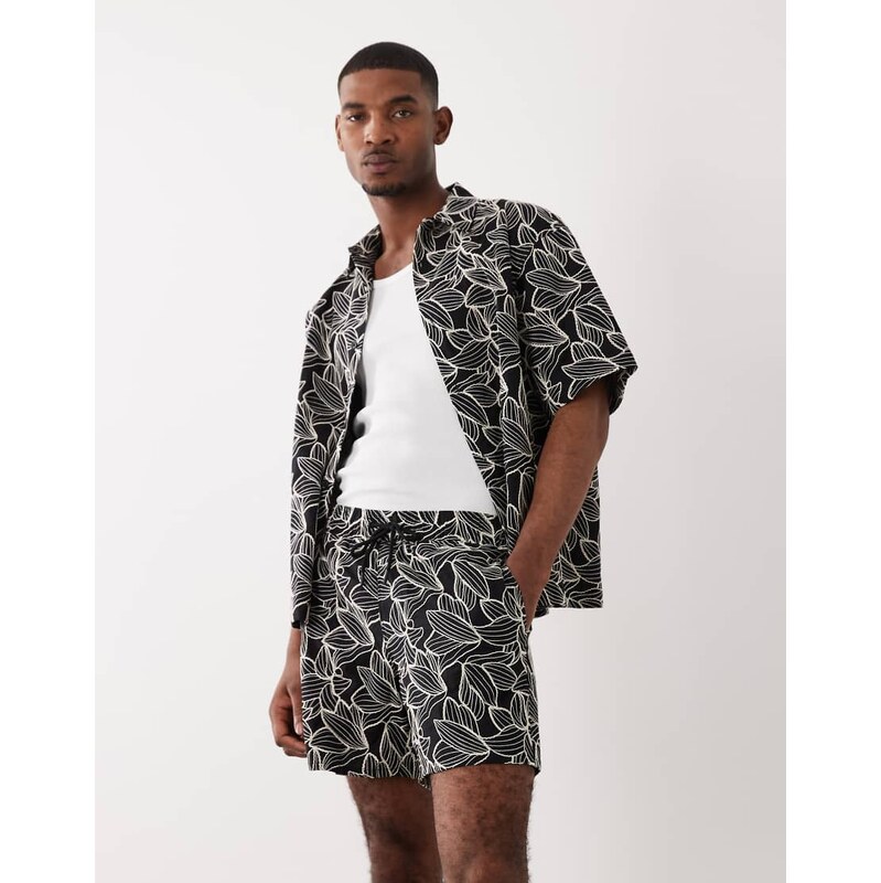 ASOS DESIGN Premium co-ord shorts with all over floral
