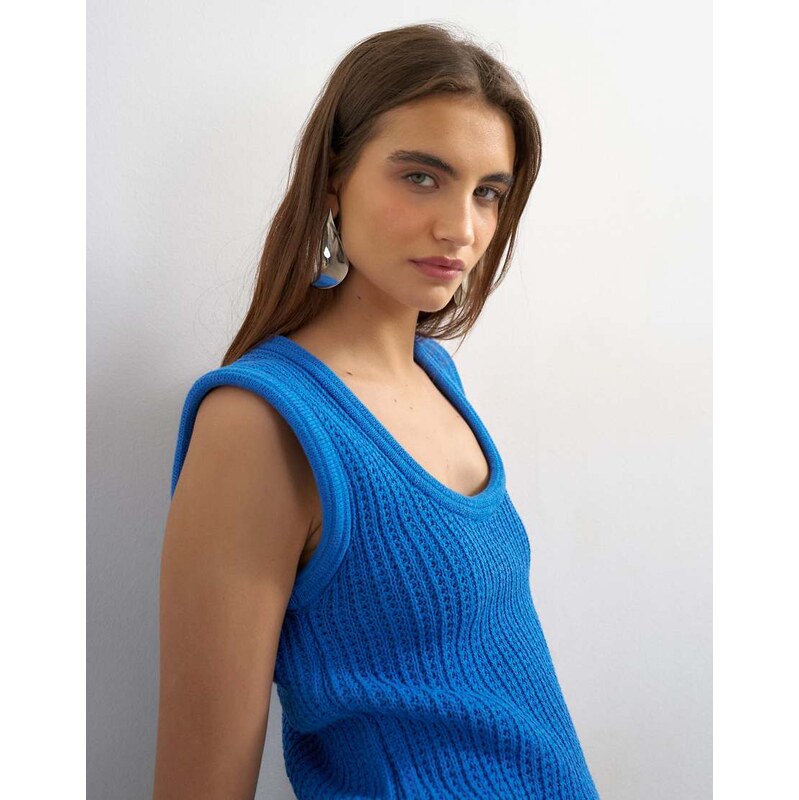 Topshop knitted tubular trim vest in blue