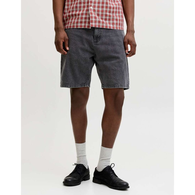 Jack & Jones Relaxed fit shorts in black