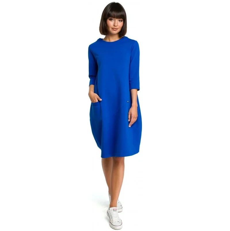 model 15098327 Oversized šaty s přední kapsou královská modř -