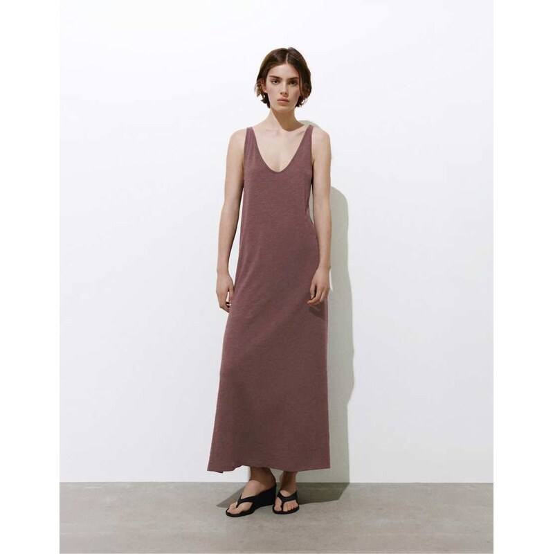 Pull&Bear Strappy midi dress in aubergine-Red