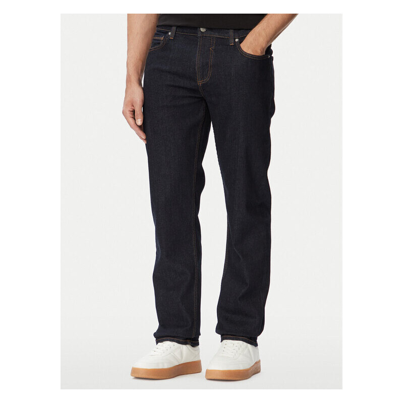 Jeansy Guess