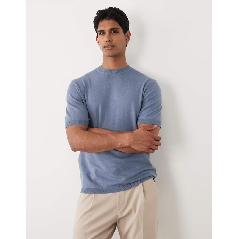 ASOS DESIGN Essential relaxed fine-knit crew-neck in blue-Navy
