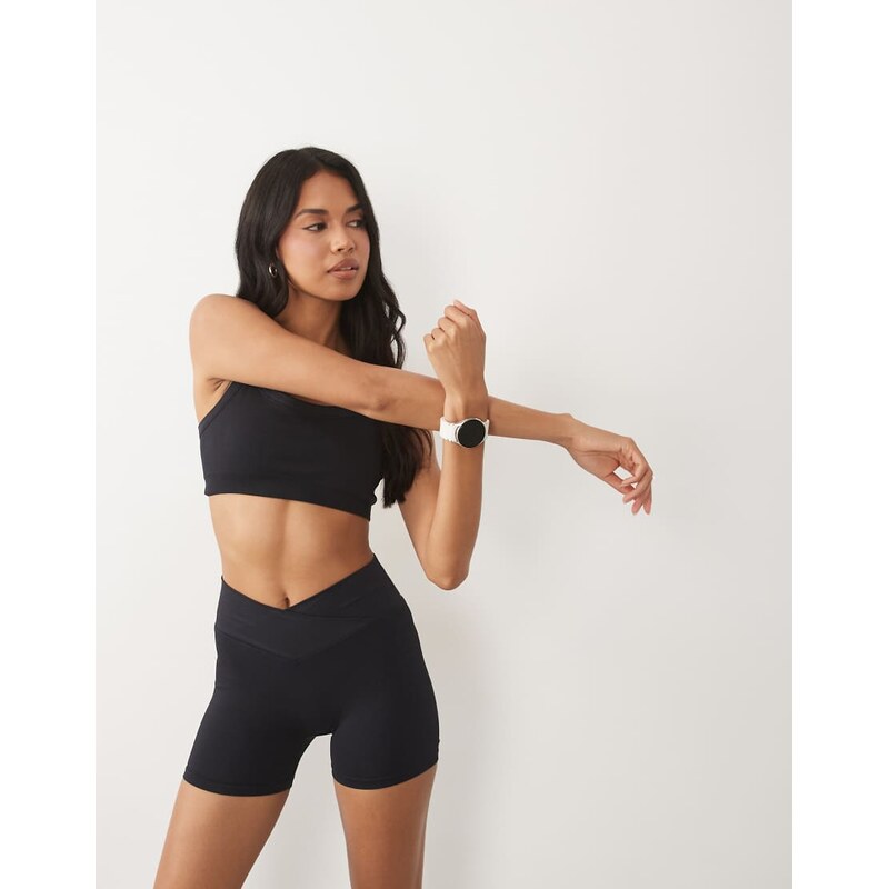 4505 seamless baby rib wrap waist 3 booty short in black