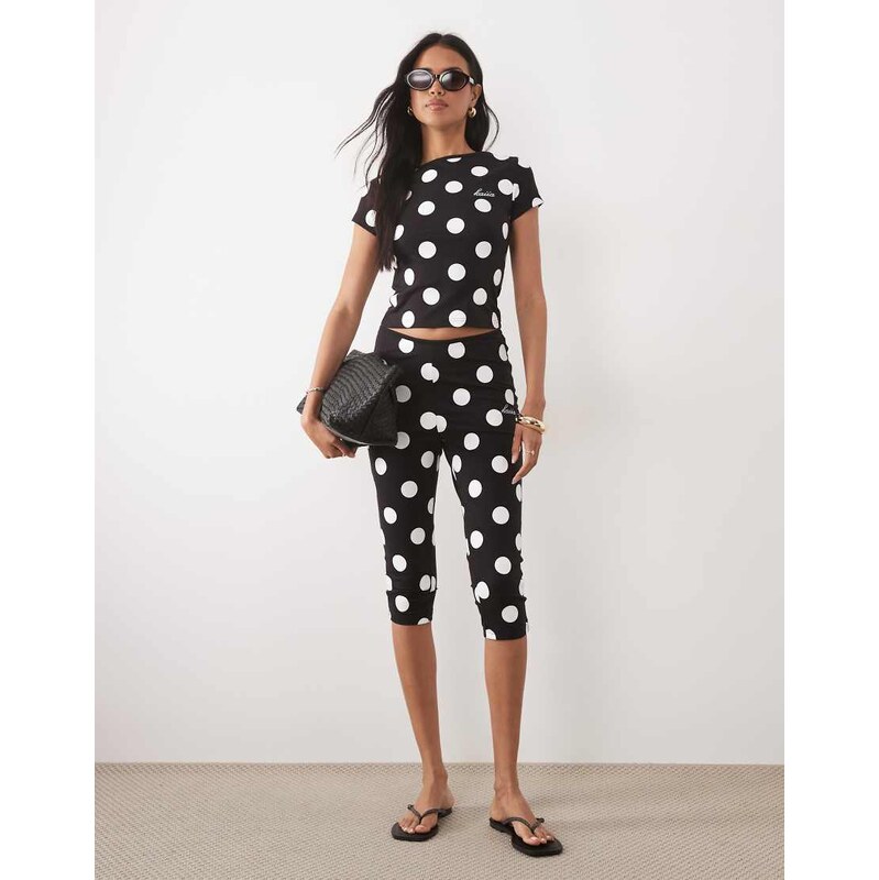 Kaiia exclusive cotton rich capri trousers co-ord in black and