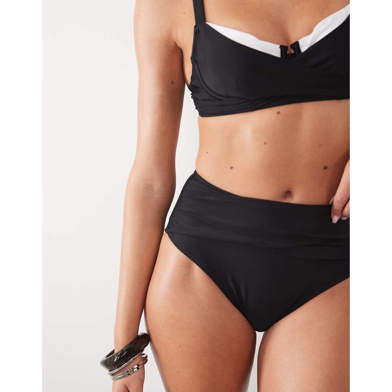 Cupshe monochrome underwire bikini set in black