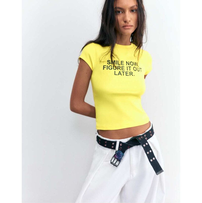 Pull&Bear Slogan t-shirt in yellow