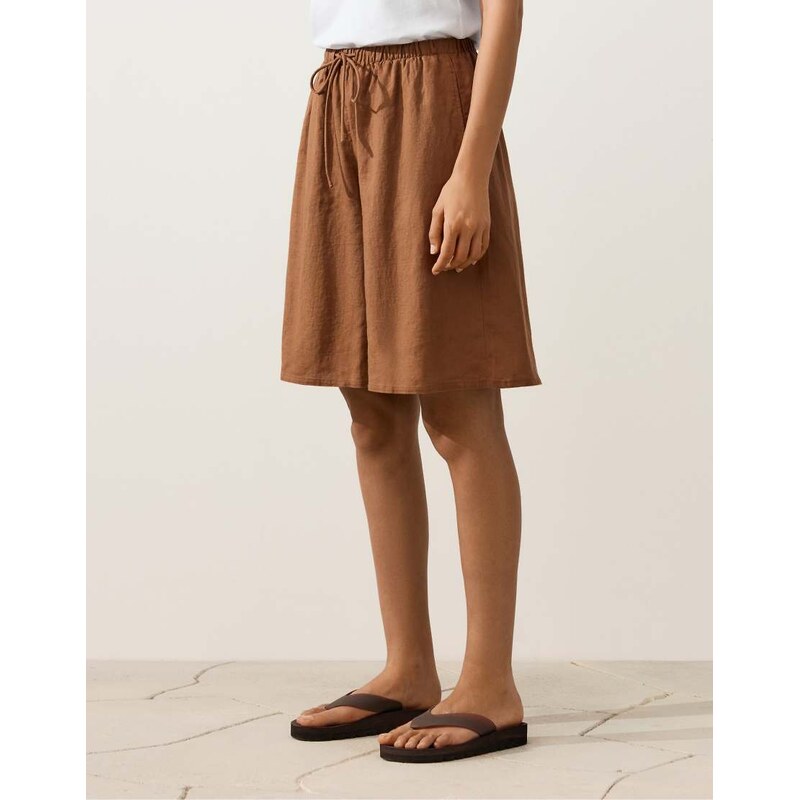OYSHO 100% linen midi bermuda shorts in brown