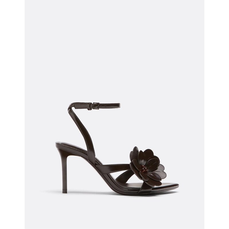 Stradivarius Heeled flower sandals in brown