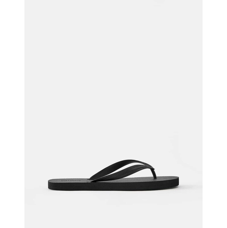 Pull&Bear Strappy sandals in black