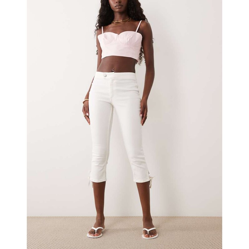Miss Selfridge denim capri with bows in cream wash-White